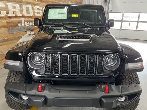 New 2026 Jeep Wrangler Unlimited Rubicon image 9