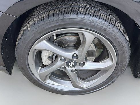 Used 2020 Hyundai Veloster 2.0 FWD image 17