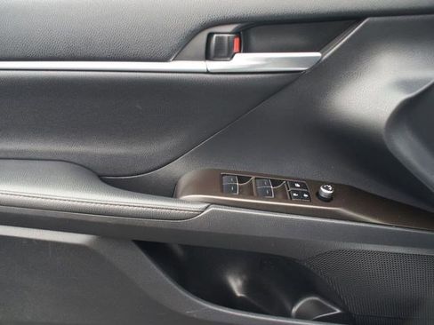 Used 2023 Toyota Camry XSE image 27