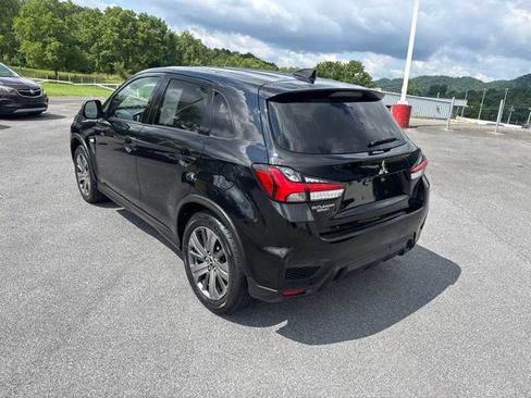 Used 2020 Mitsubishi Outlander Sport Black Edition FWD image 6