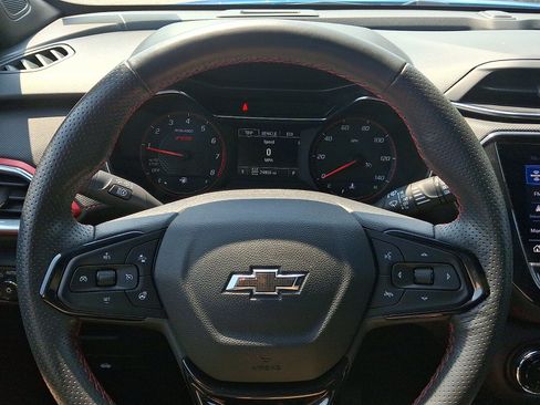 Used 2023 Chevrolet TrailBlazer RS w/ Convenience Package AWD/4WD image 19