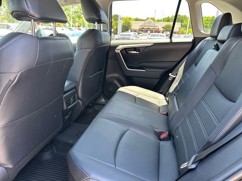 Used 2021 Toyota RAV4 XLE Premium AWD/4WD image 12