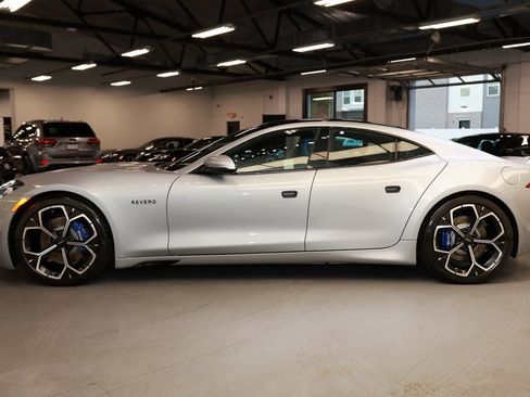 New 2025 Karma Revero Luxury image 4