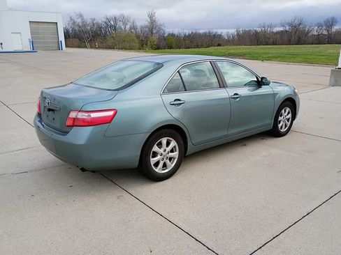 Used 2009 Toyota Camry LE image 7
