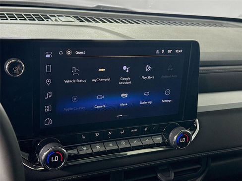 New 2025 Chevrolet Colorado LT w/ LT Convenience Package image 10