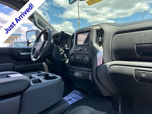 New 2026 Chevrolet Silverado 2500 Custom w/ Custom Value Package AWD/4WD image 31