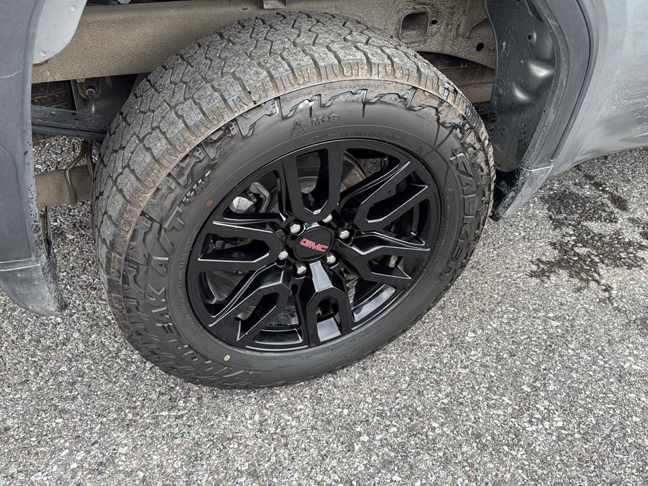 Used 2025 GMC Sierra 1500 Elevation AWD/4WD image 11