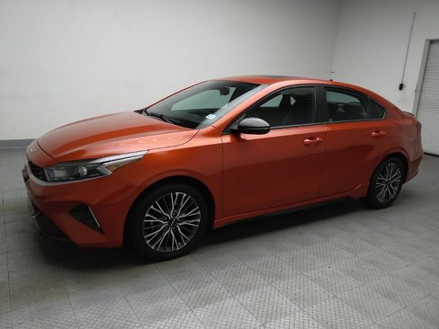 Used 2023 Kia Forte GT-Line w/ GT-Line Premium Package FWD image 2
