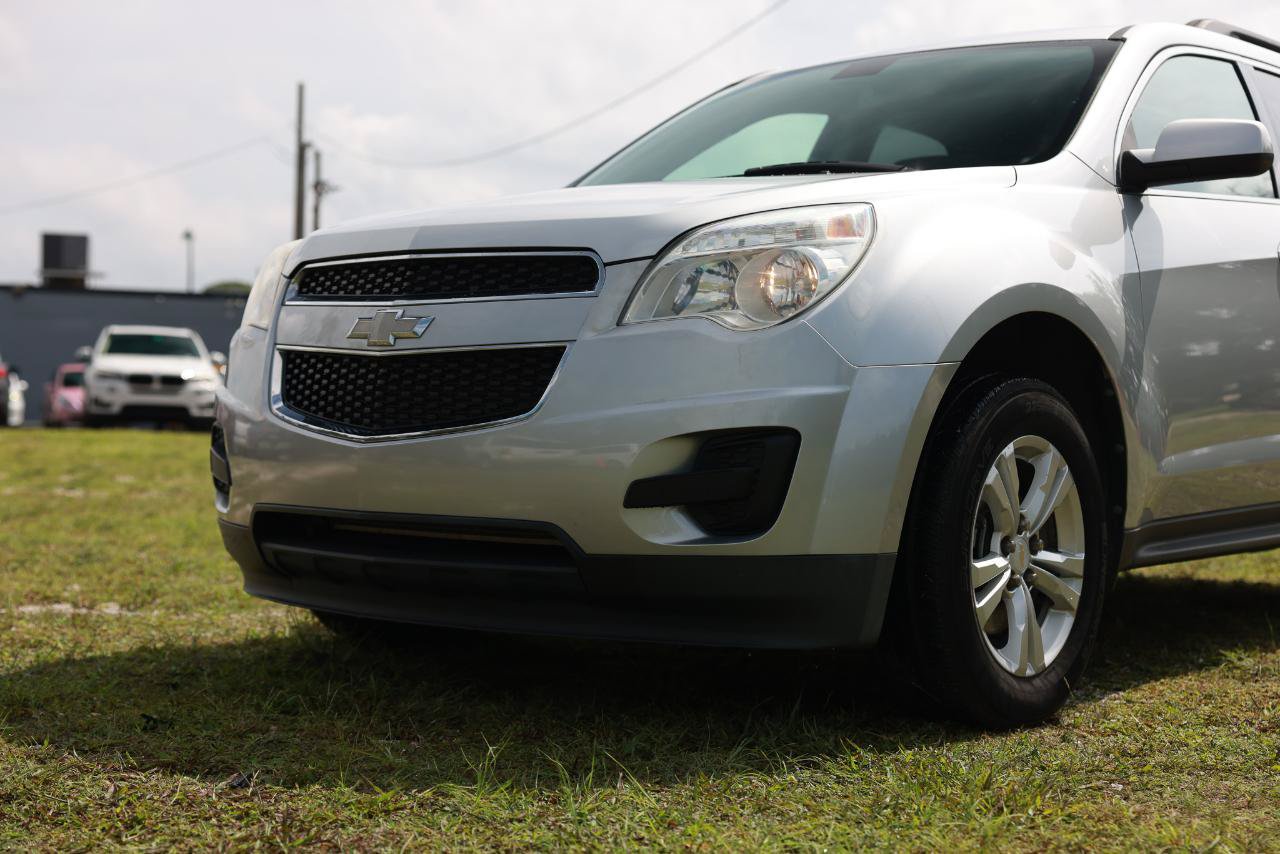 Used 2010 Chevrolet Equinox LT w/ Vehicle Interface Package FWD image 26