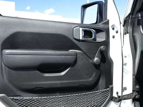 Used 2024 Jeep Wrangler Unlimited Sport AWD/4WD image 20