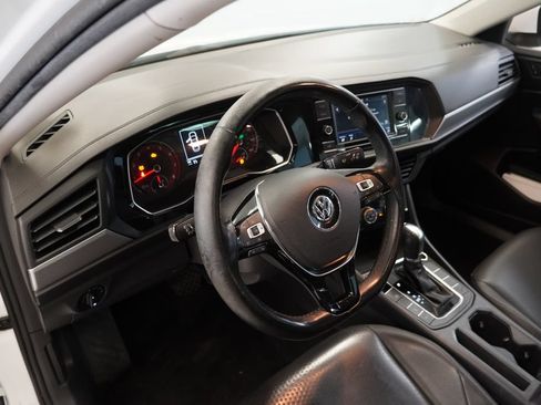 Used 2019 Volkswagen Jetta SE FWD image 7