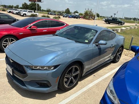 Used 2024 Ford Mustang Premium RWD image 4