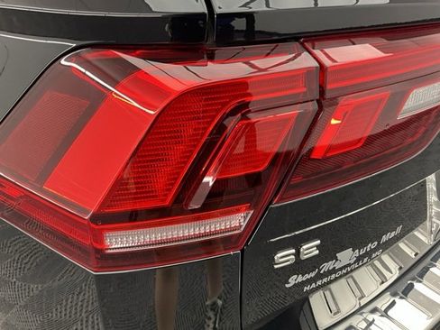 Used 2022 Volkswagen Tiguan SE image 25