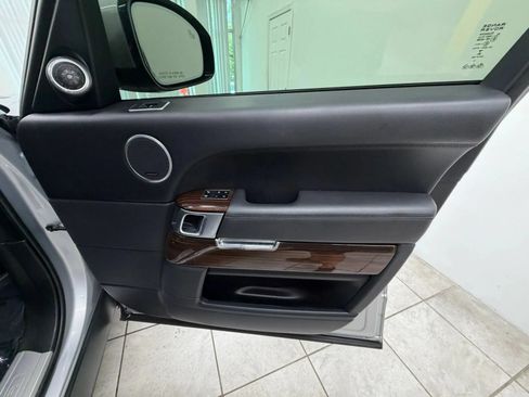 Used 2015 Land Rover Range Rover Supercharged AWD/4WD image 20