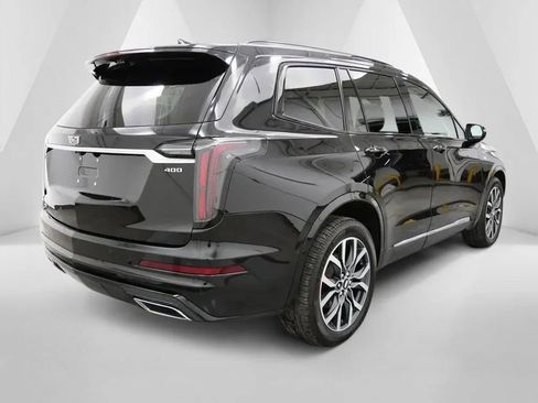 Used 2023 Cadillac XT6 Sport w/ Platinum Package image 7