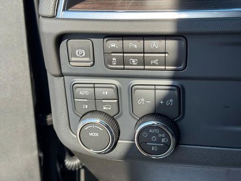 New 2026 Chevrolet Tahoe Premier AWD/4WD image 23
