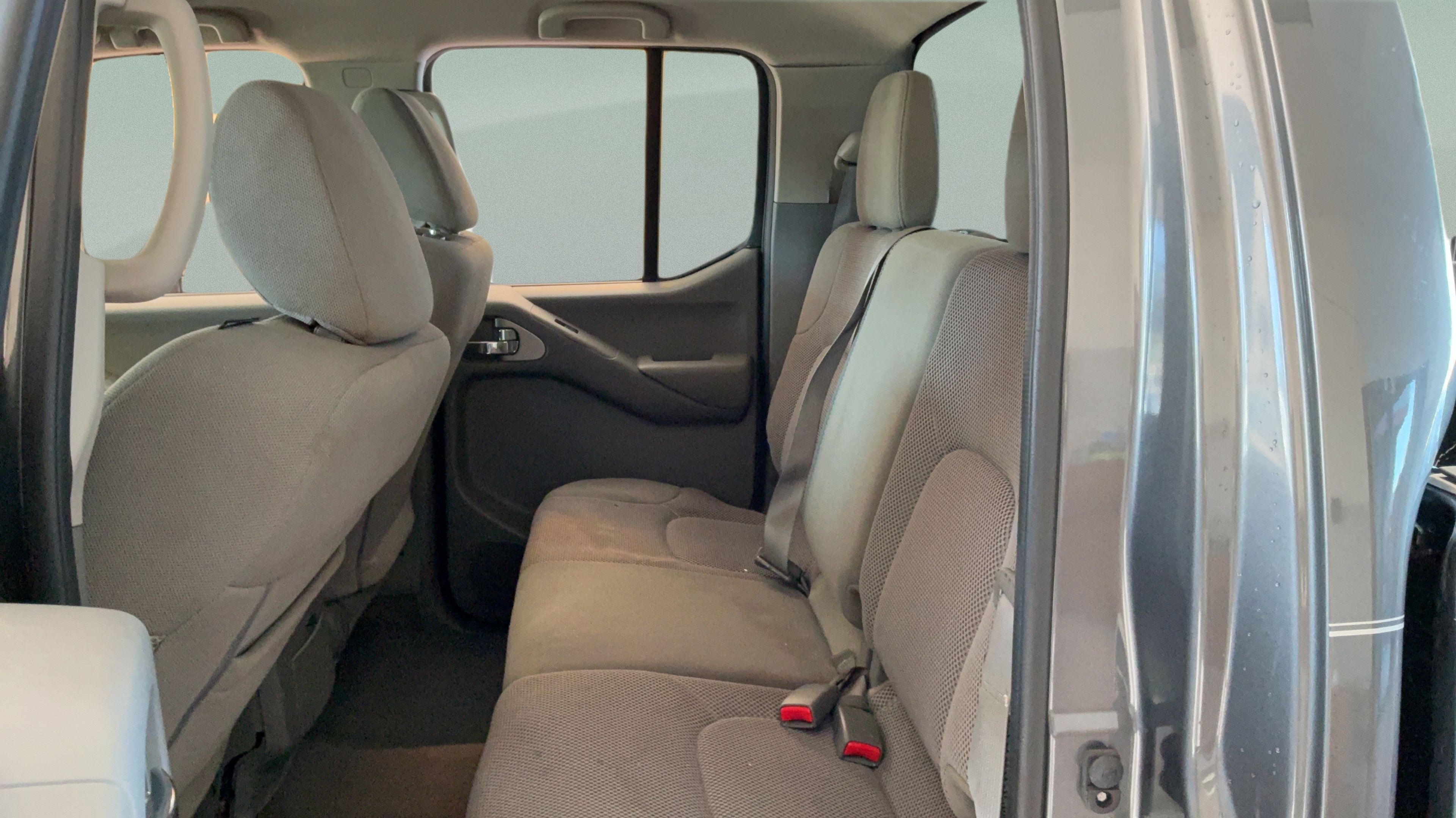 Used 2019 Nissan Frontier SV RWD image 25