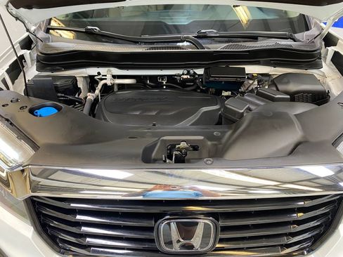 Used 2023 Honda Ridgeline RTL-E image 9
