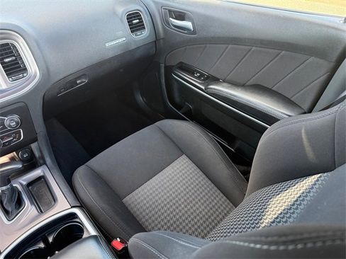 Used 2022 Dodge Charger GT image 25