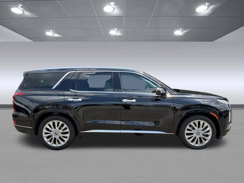 Used 2020 Hyundai Palisade Limited FWD image 6