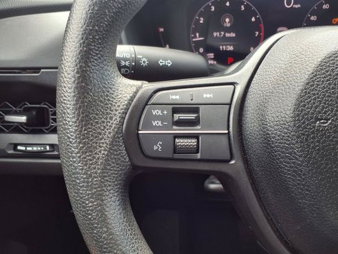 Certified 2023 Honda Accord EX image 17