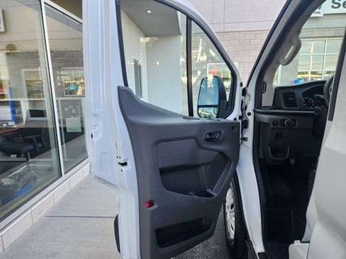 Used 2024 Ford Transit 350 XLT RWD image 18