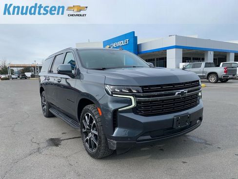 Used 2021 Chevrolet Suburban RST w/ Luxury Package image 1