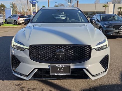 New 2026 Volvo XC60 B5 Ultra w/ Protection Package Premier AWD/4WD image 11