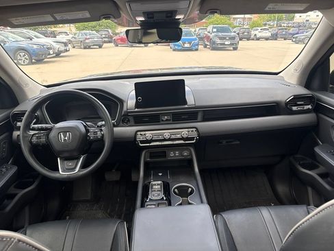 Used 2023 Honda Pilot Elite image 39