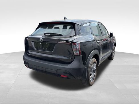 Used 2025 Nissan Kicks S w/ Charging Package FWD image 3
