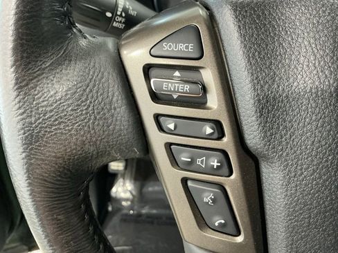 Used 2024 Nissan Titan SV w/ SV Bronze Edition Package image 32