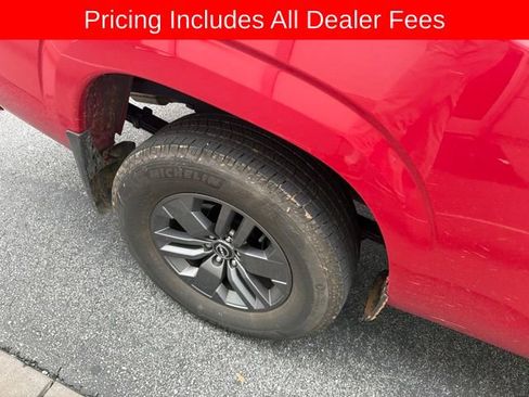 Used 2025 Nissan Frontier SV w/ SV Convenience Package AWD/4WD image 8