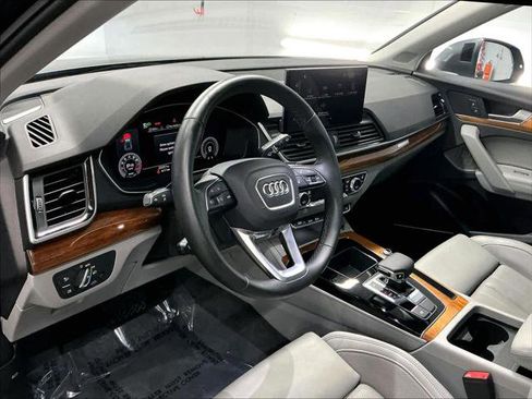 Certified 2023 Audi Q5 2.0T Premium Plus w/ Premium Plus Package AWD/4WD image 15
