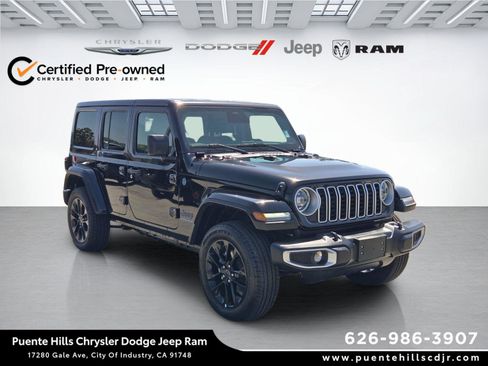 Certified 2025 Jeep Wrangler Unlimited Sahara w/ Safety Group AWD/4WD image 1