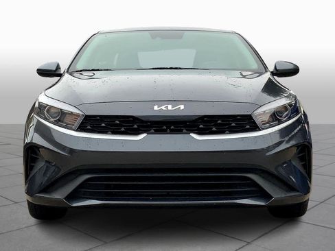 Certified 2023 Kia Forte LXS image 3