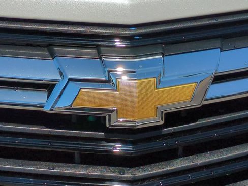 Used 2024 Chevrolet Equinox LT FWD image 31