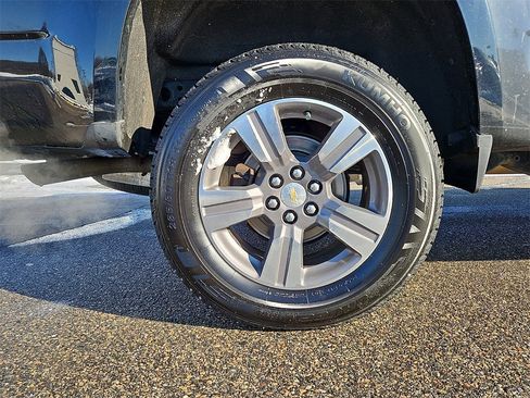 Used 2018 Chevrolet Colorado W/T w/ Custom Special Edition image 9