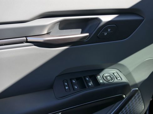 New 2026 Kia EV9 Light image 13