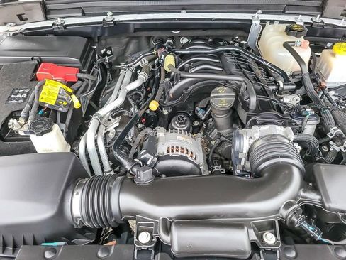 Certified 2023 Jeep Gladiator Rubicon AWD/4WD image 26