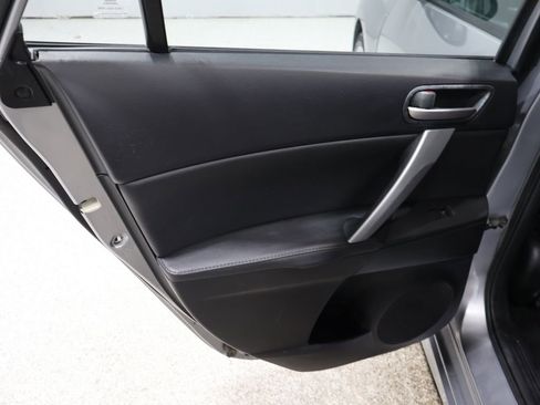 Used 2010 MAZDA MAZDA3 s Grand Touring image 21