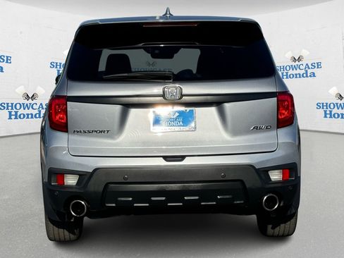 Used 2023 Honda Passport EX-L image 7