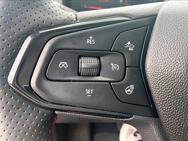 Certified 2024 Chevrolet Trax RS FWD image 20