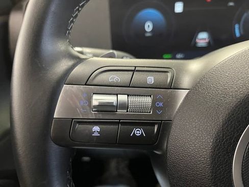 Used 2025 Hyundai Kona SEL FWD image 22