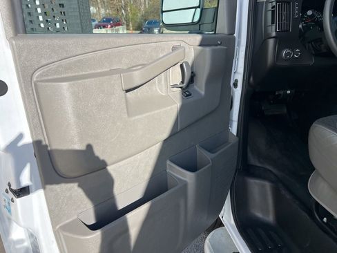 Used 2023 GMC Savana 2500 w/ Driver Convenience Package RWD image 39
