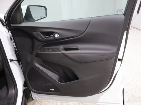 Used 2024 Chevrolet Equinox RS w/ RS Leather Package AWD/4WD image 24