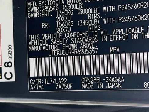 Certified 2024 Toyota 4Runner Limited AWD/4WD image 29