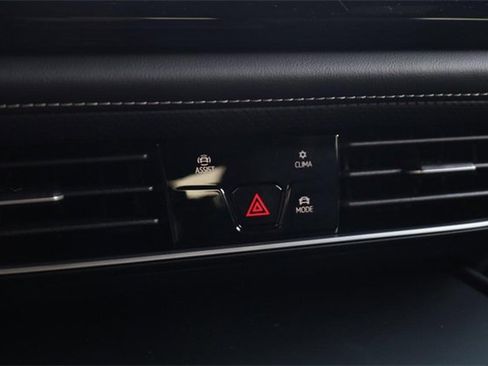 New 2026 Volkswagen Atlas Cross Sport SE image 13