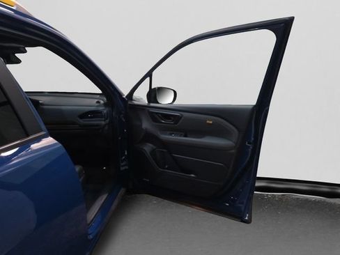 Used 2026 Subaru Forester Wilderness AWD/4WD image 32