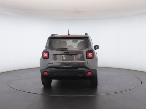 Used 2017 Jeep Renegade Altitude image 25