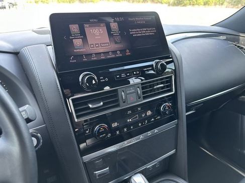 Used 2024 Nissan Armada SL w/ Midnight Edition Package image 30